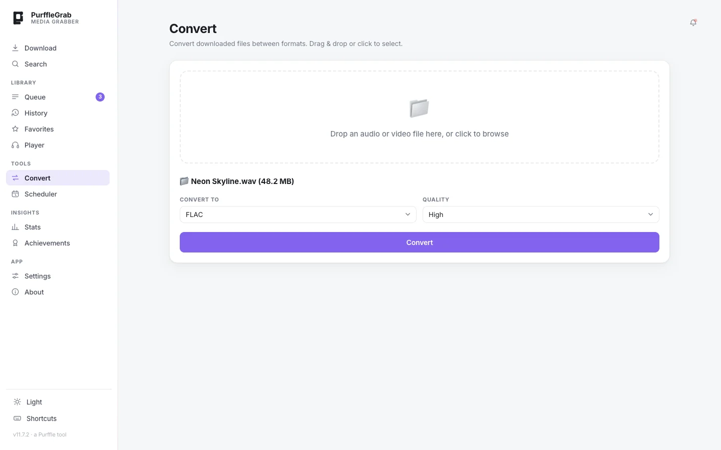Format converter converting a WAV file to FLAC, light theme
